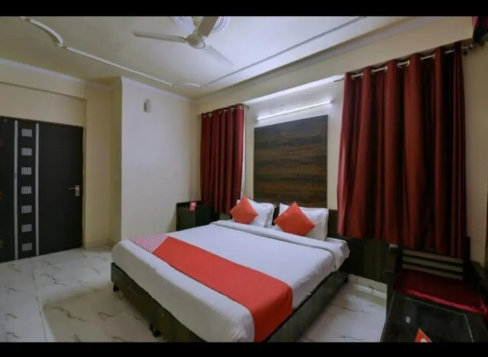 Hotel Sky Heights-1